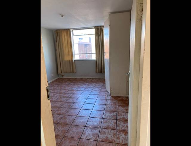 1 BEDROOM APARTMENT FOR SALE IN SUNNYSIDE